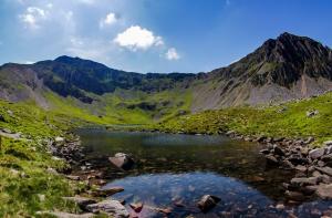 Sightseeing and Places to eat in Bala - Fantastic Cader Idris mountain scenery